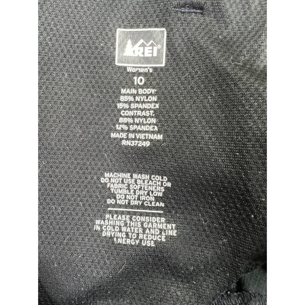 REI Shorts Womens 10 Black Hiking Nylon Stretch Zip Pocket Outdoor Performance - Picture 7 of 13